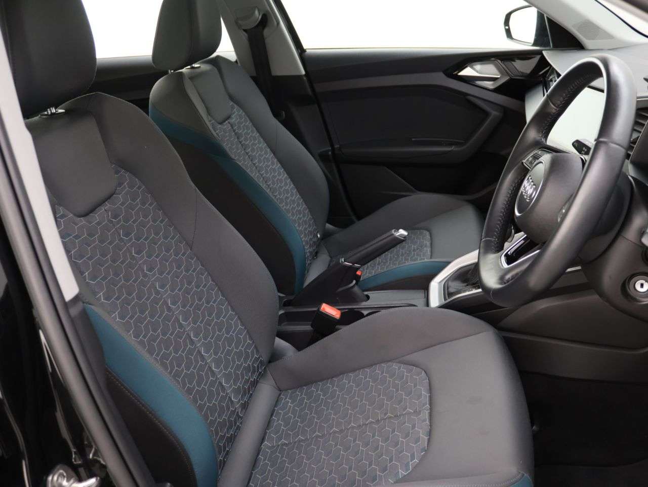 2020 AUDI A1 2020 AUDI A1