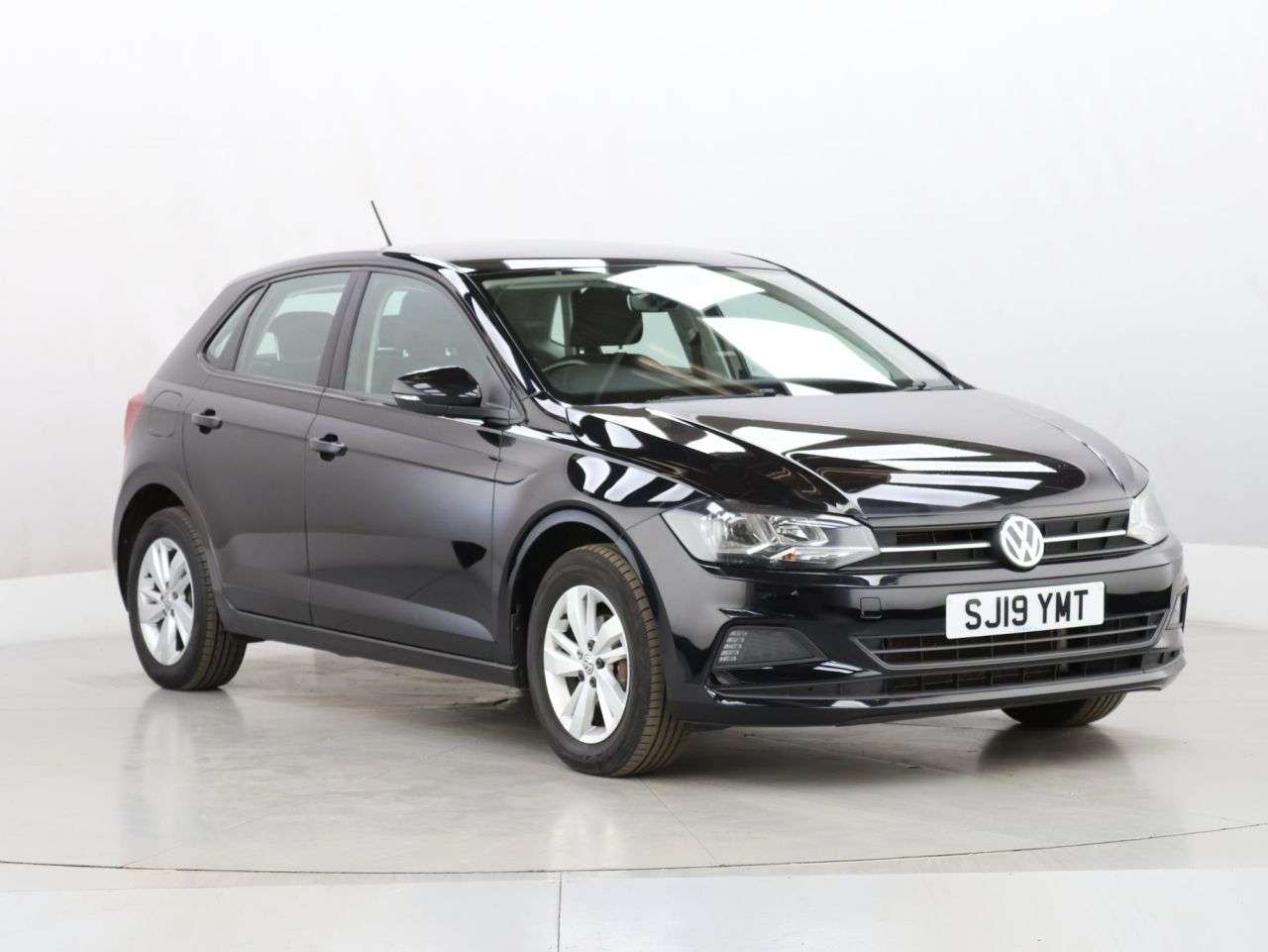 2019 VOLKSWAGEN POLO 2019 VOLKSWAGEN POLO