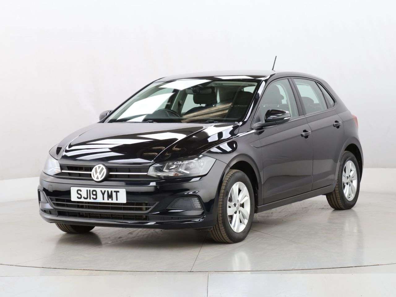 2019 VOLKSWAGEN POLO 2019 VOLKSWAGEN POLO