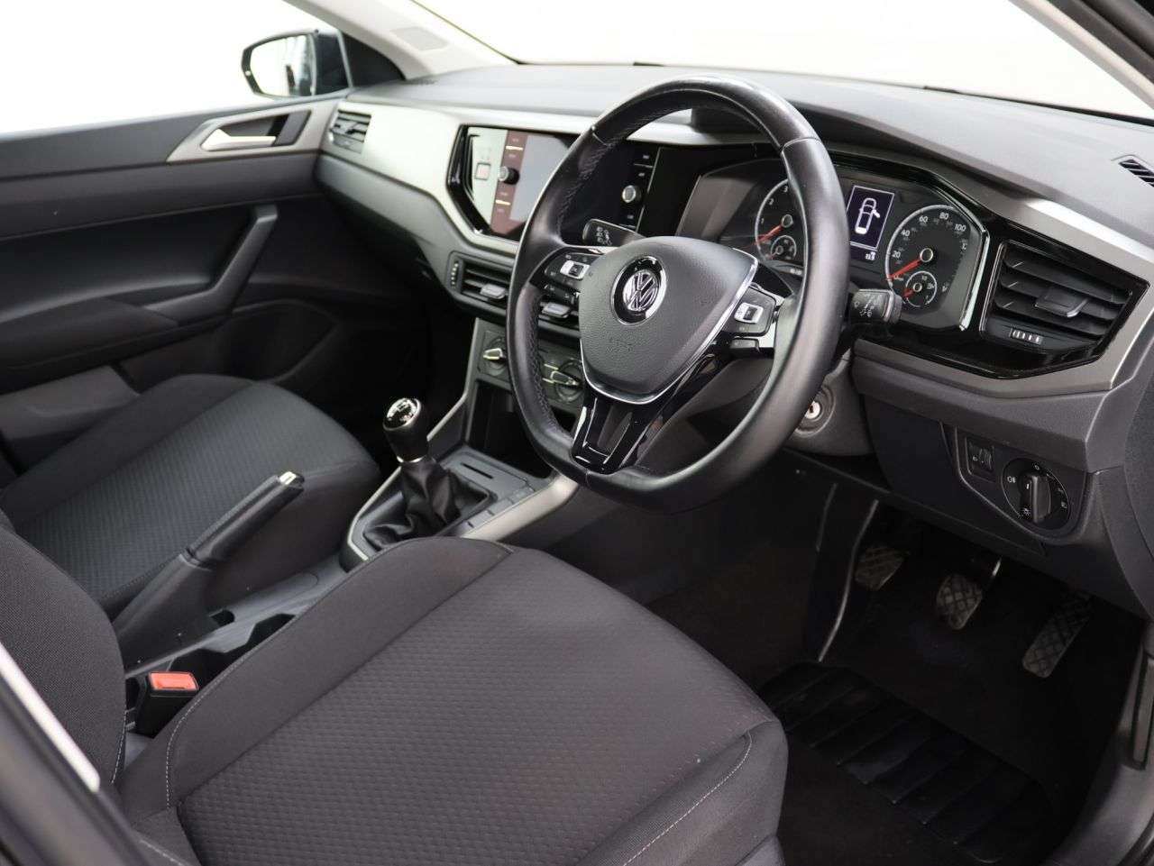 2019 VOLKSWAGEN POLO 2019 VOLKSWAGEN POLO