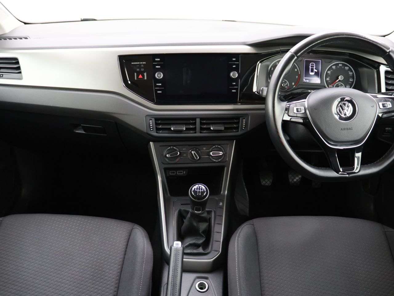 2019 VOLKSWAGEN POLO 2019 VOLKSWAGEN POLO