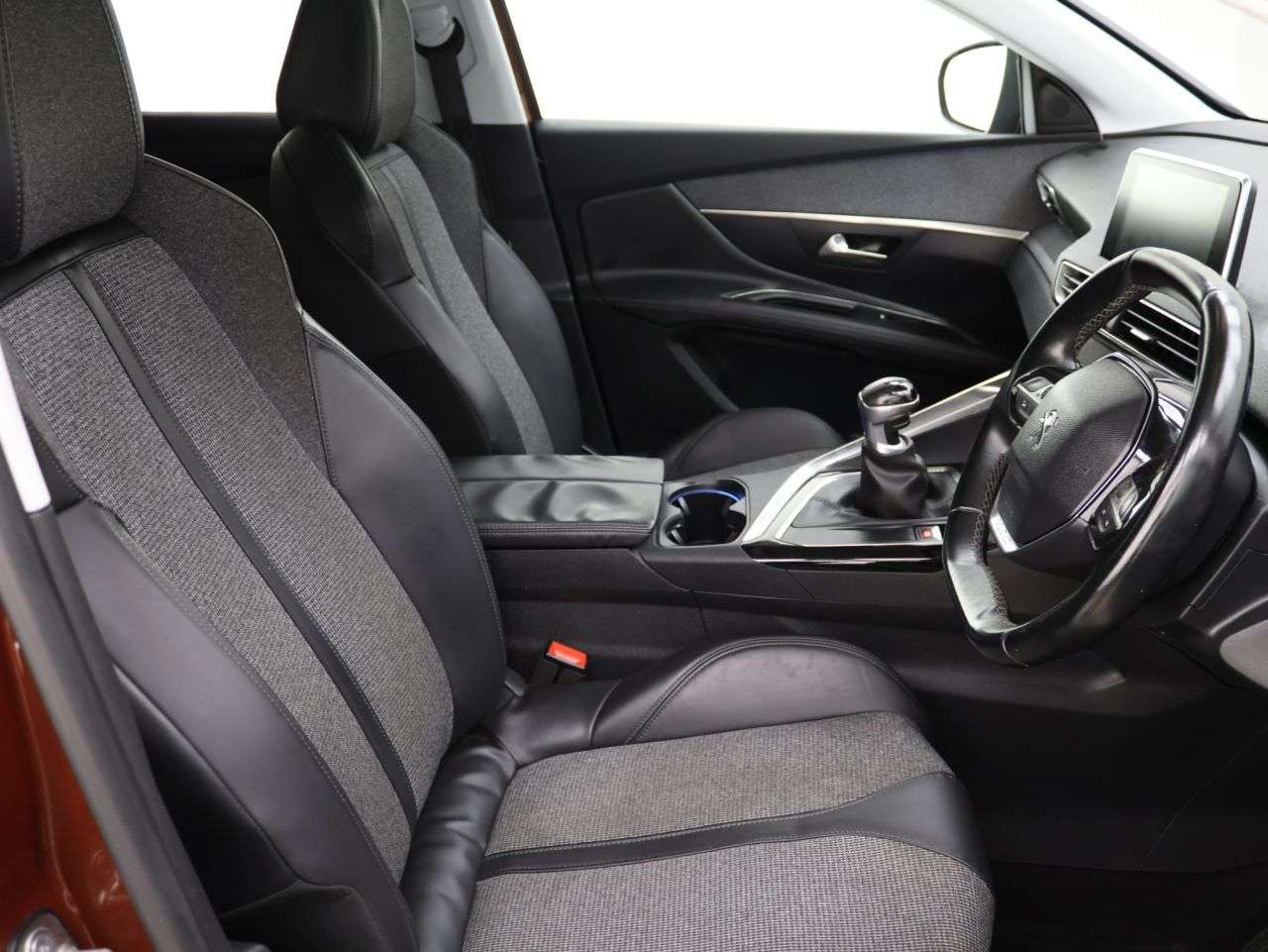 2018 PEUGEOT 3008 2018 PEUGEOT 3008