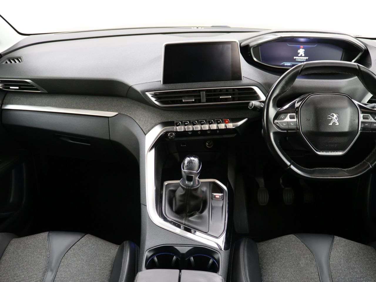 2018 PEUGEOT 3008 2018 PEUGEOT 3008