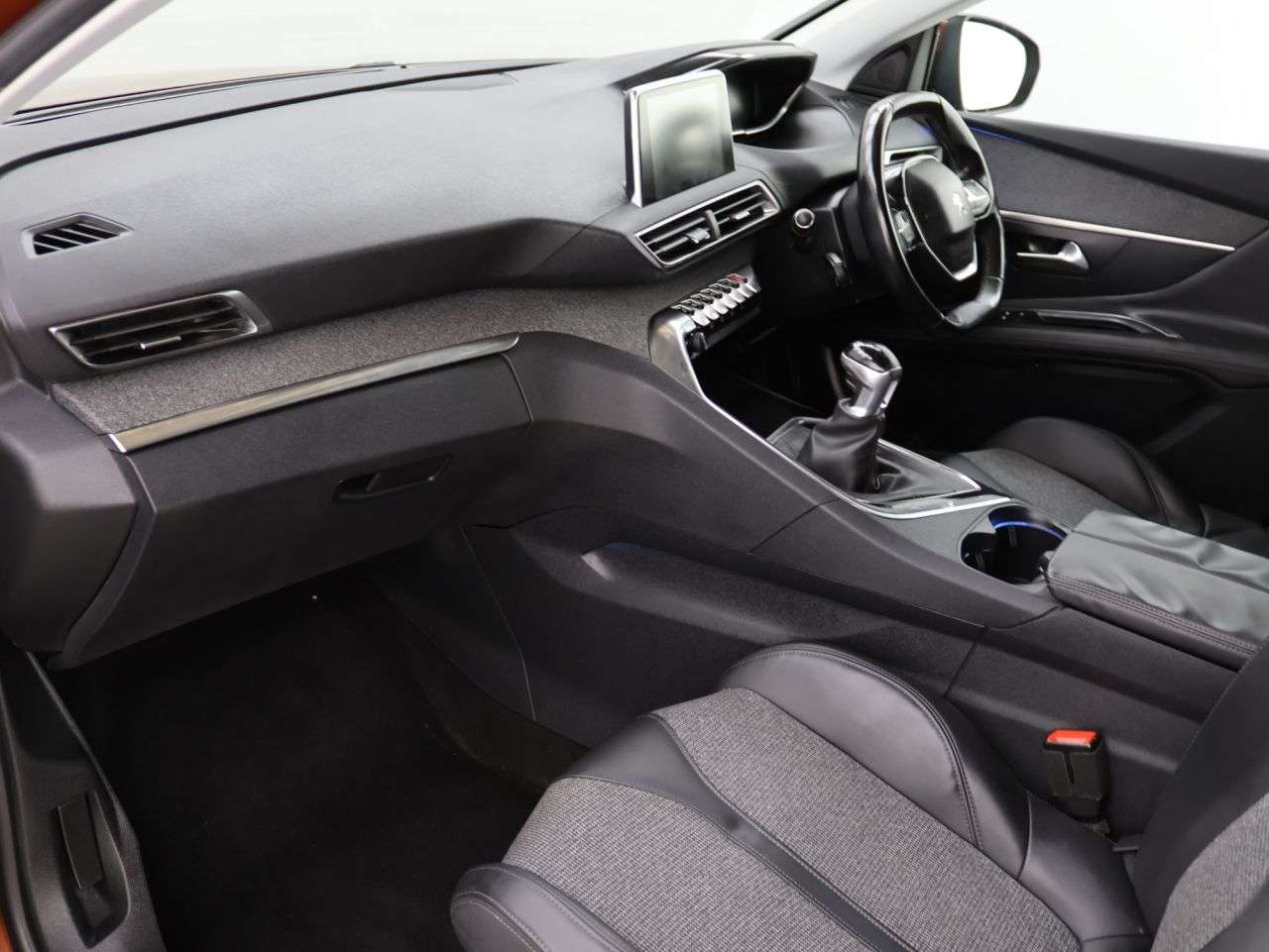 2018 PEUGEOT 3008 2018 PEUGEOT 3008