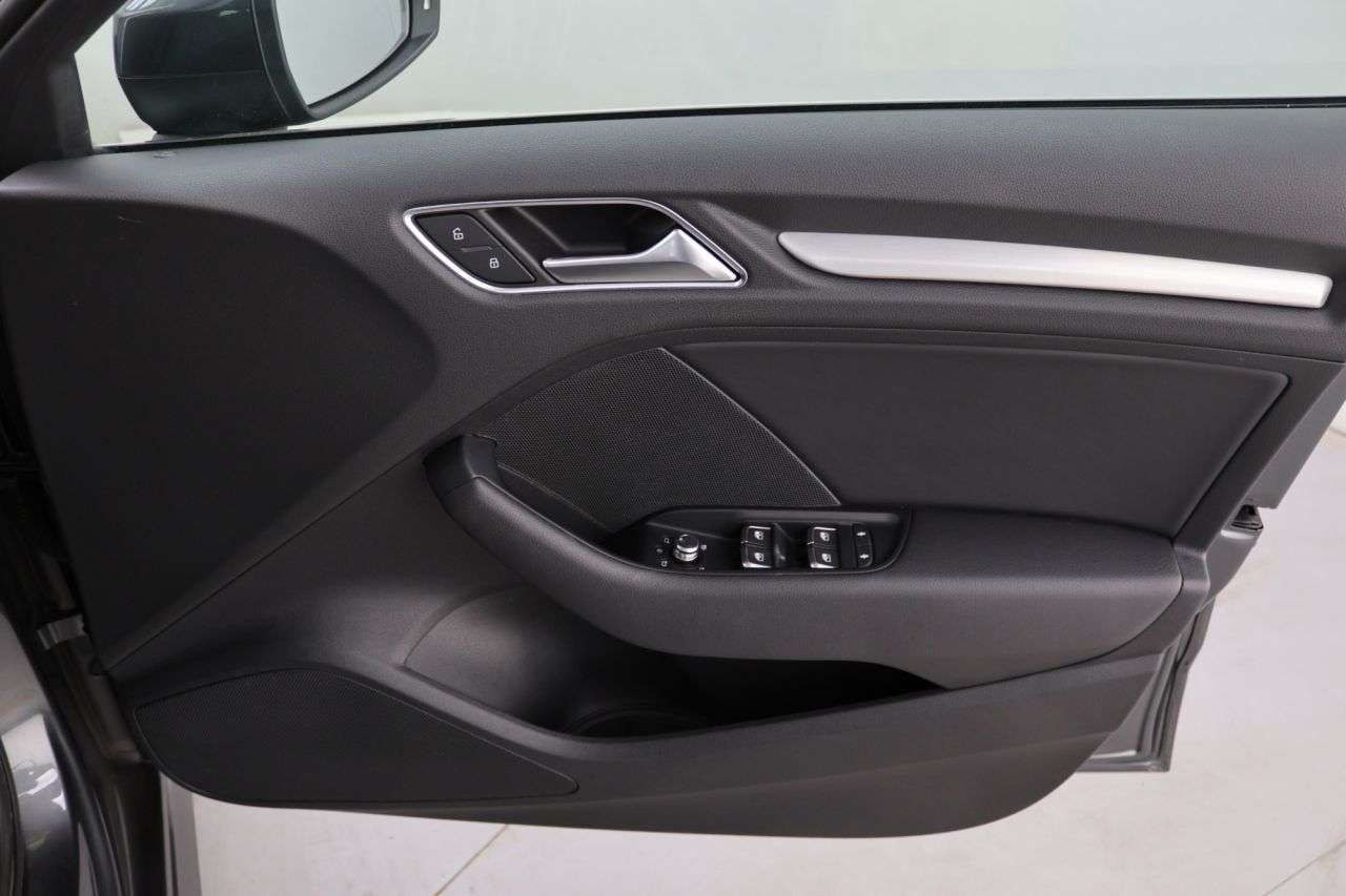 2018 AUDI A3 2018 AUDI A3