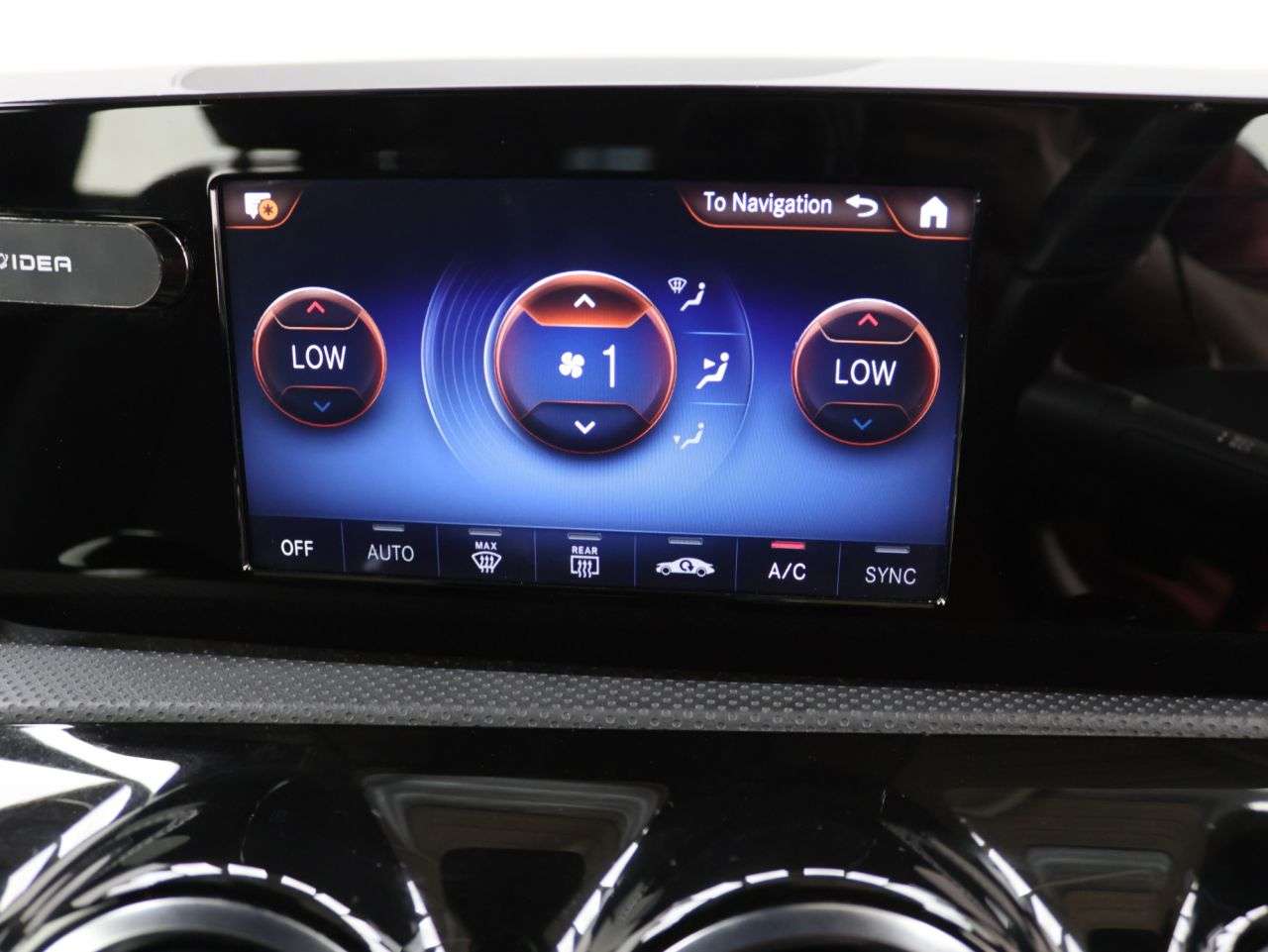 2021 MERCEDES-BENZ A CLASS 2021 MERCEDES-BENZ A CLASS