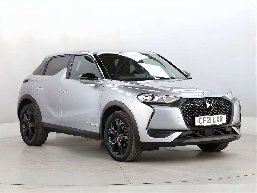 A 2021 DS AUTOMOBILES DS 3 1.2 PureTech Performance Line Crossback 5dr Petrol EAT8 Euro 6 (s/s) (130 p A 2021 DS AUTOMOBILES DS 3 1.2 PureTech Performance Line Crossback 5dr Petrol EAT8 Euro 6 (s/s) (130 p
