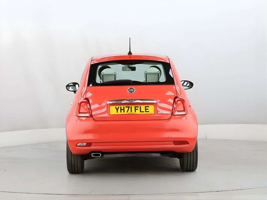 2021 FIAT 500 2021 FIAT 500