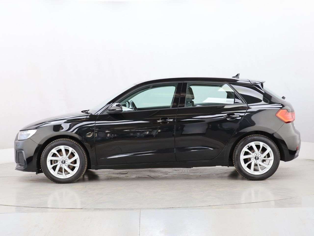 2021 AUDI A1 2021 AUDI A1