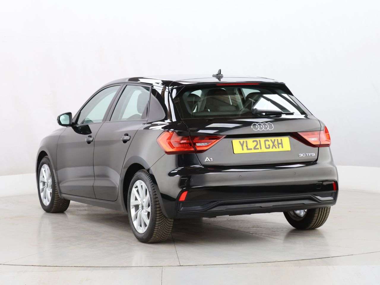 2021 AUDI A1 2021 AUDI A1