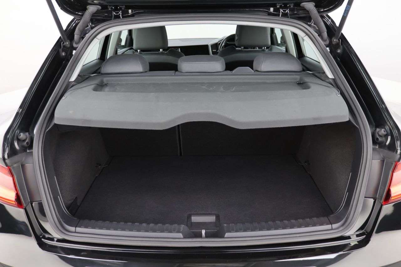2021 AUDI A1 2021 AUDI A1