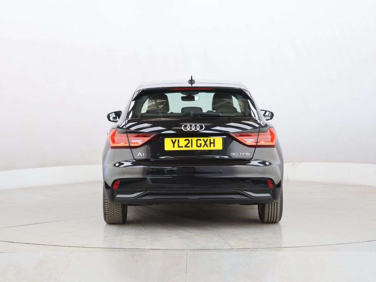 2021 AUDI A1 2021 AUDI A1