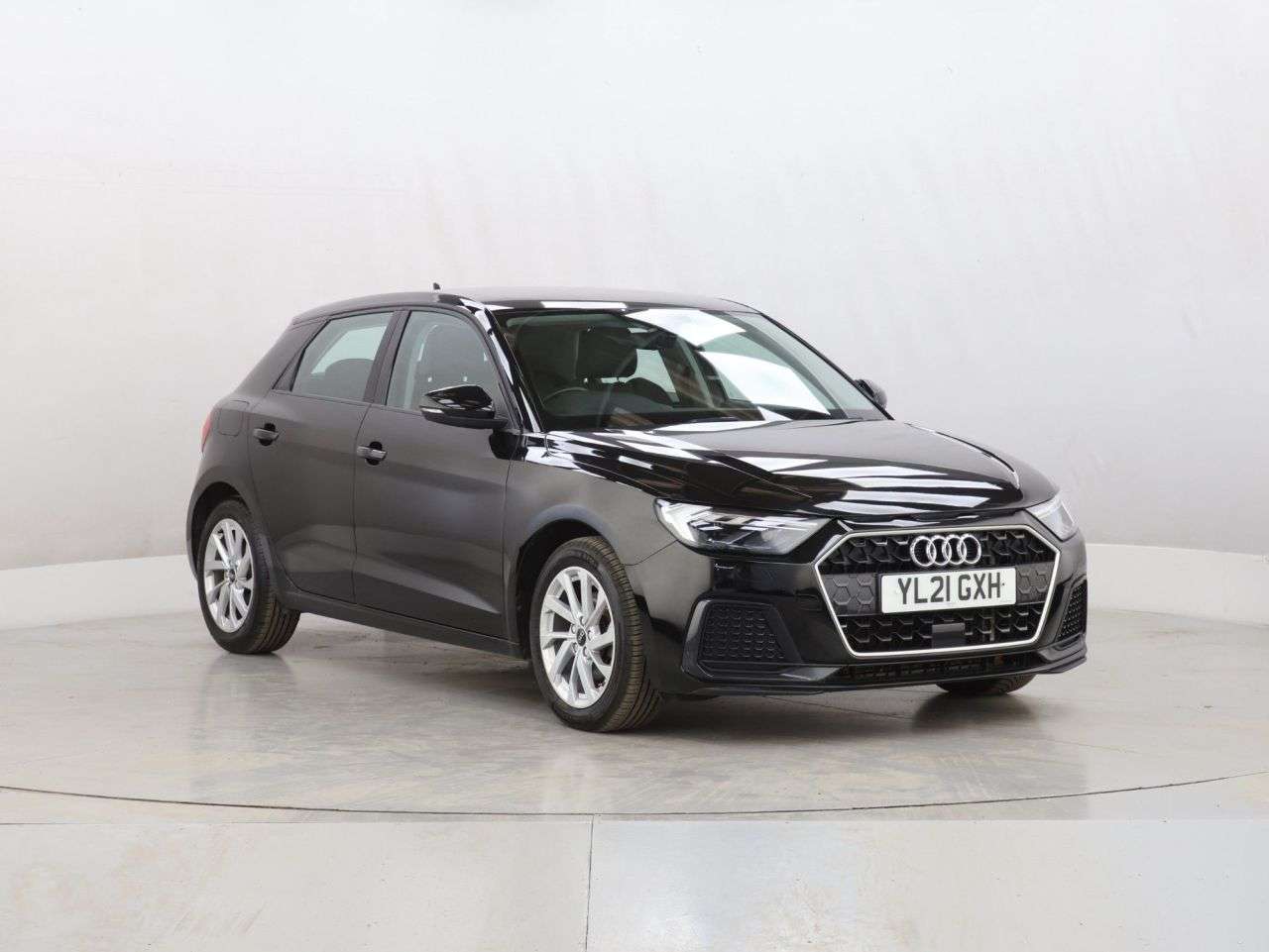 A 2021 AUDI A1 1.0 TFSI 30 Sport Sportback 5dr Petrol S Tronic Euro 6 (s/s) (110 ps) A 2021 AUDI A1 1.0 TFSI 30 Sport Sportback 5dr Petrol S Tronic Euro 6 (s/s) (110 ps)