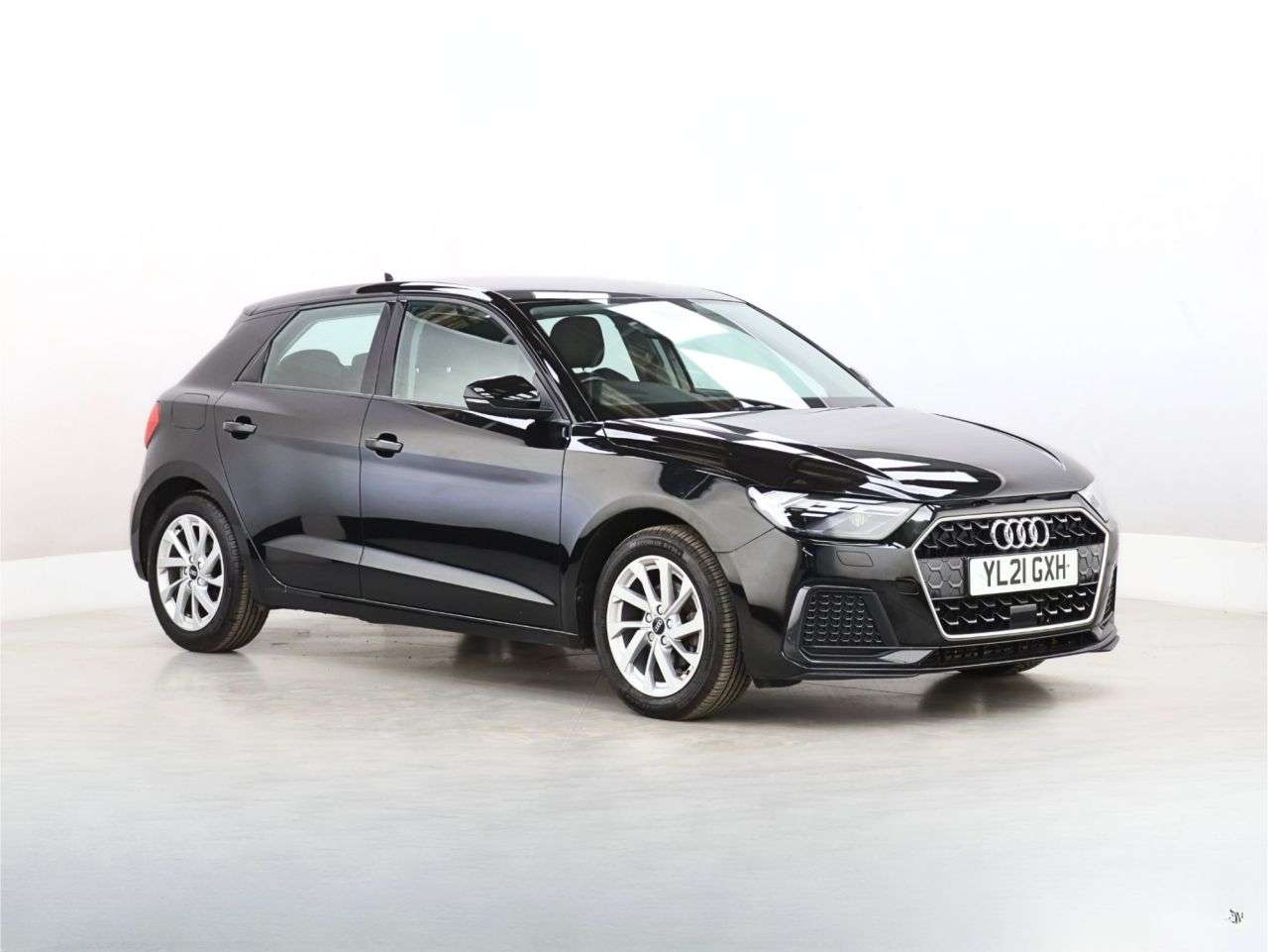 A 2021 AUDI A1 1.0 TFSI 30 Sport Sportback 5dr Petrol S Tronic Euro 6 (s/s) (110 ps) A 2021 AUDI A1 1.0 TFSI 30 Sport Sportback 5dr Petrol S Tronic Euro 6 (s/s) (110 ps)