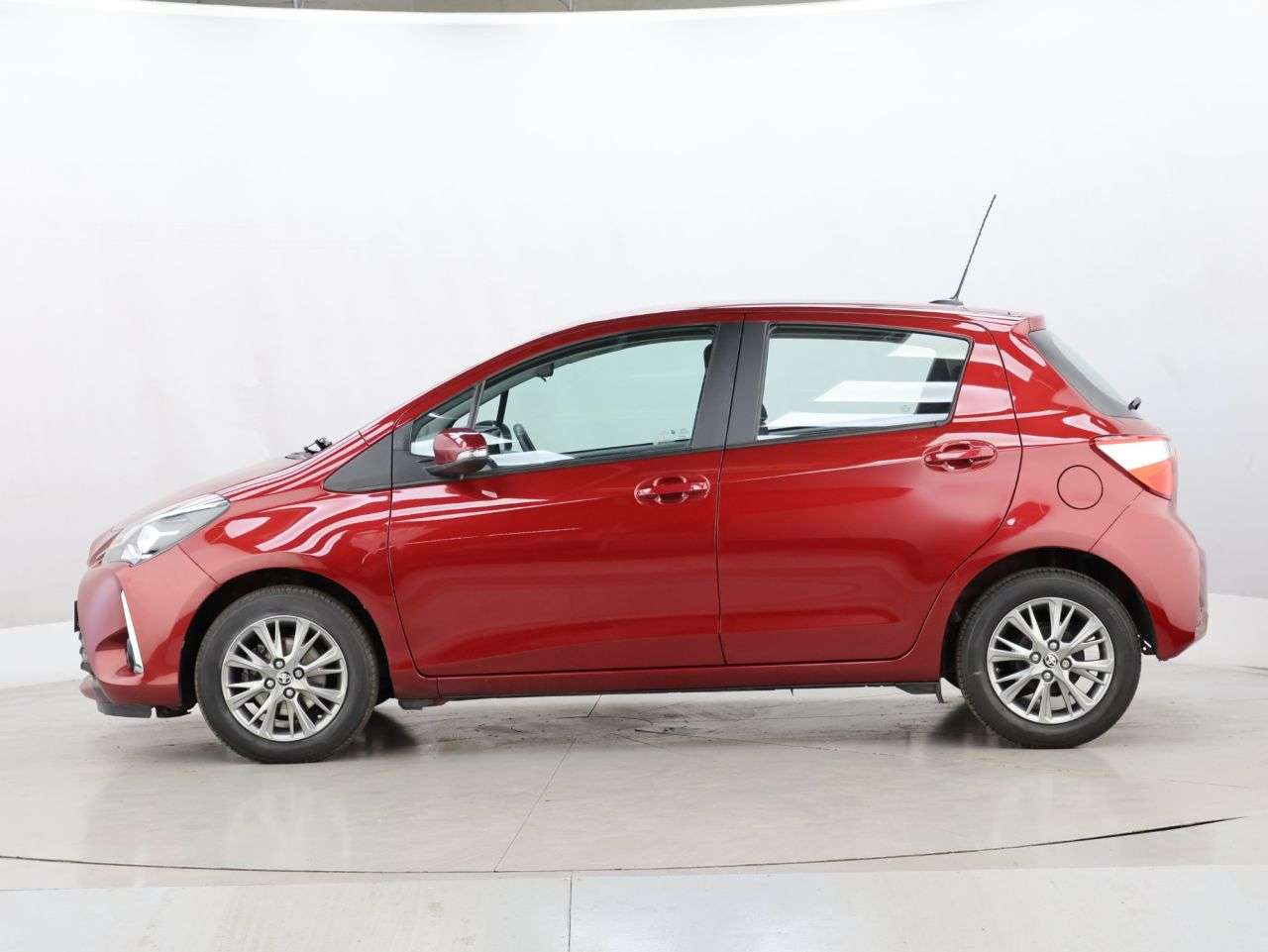 2019 TOYOTA YARIS 2019 TOYOTA YARIS