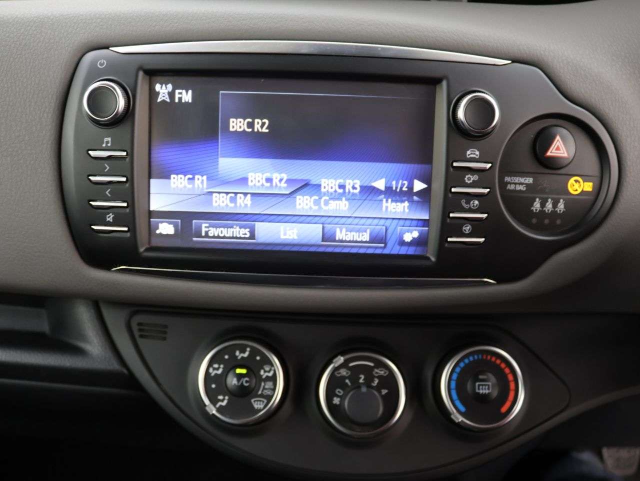 2019 TOYOTA YARIS 2019 TOYOTA YARIS