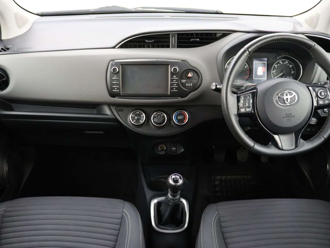 2019 TOYOTA YARIS 2019 TOYOTA YARIS