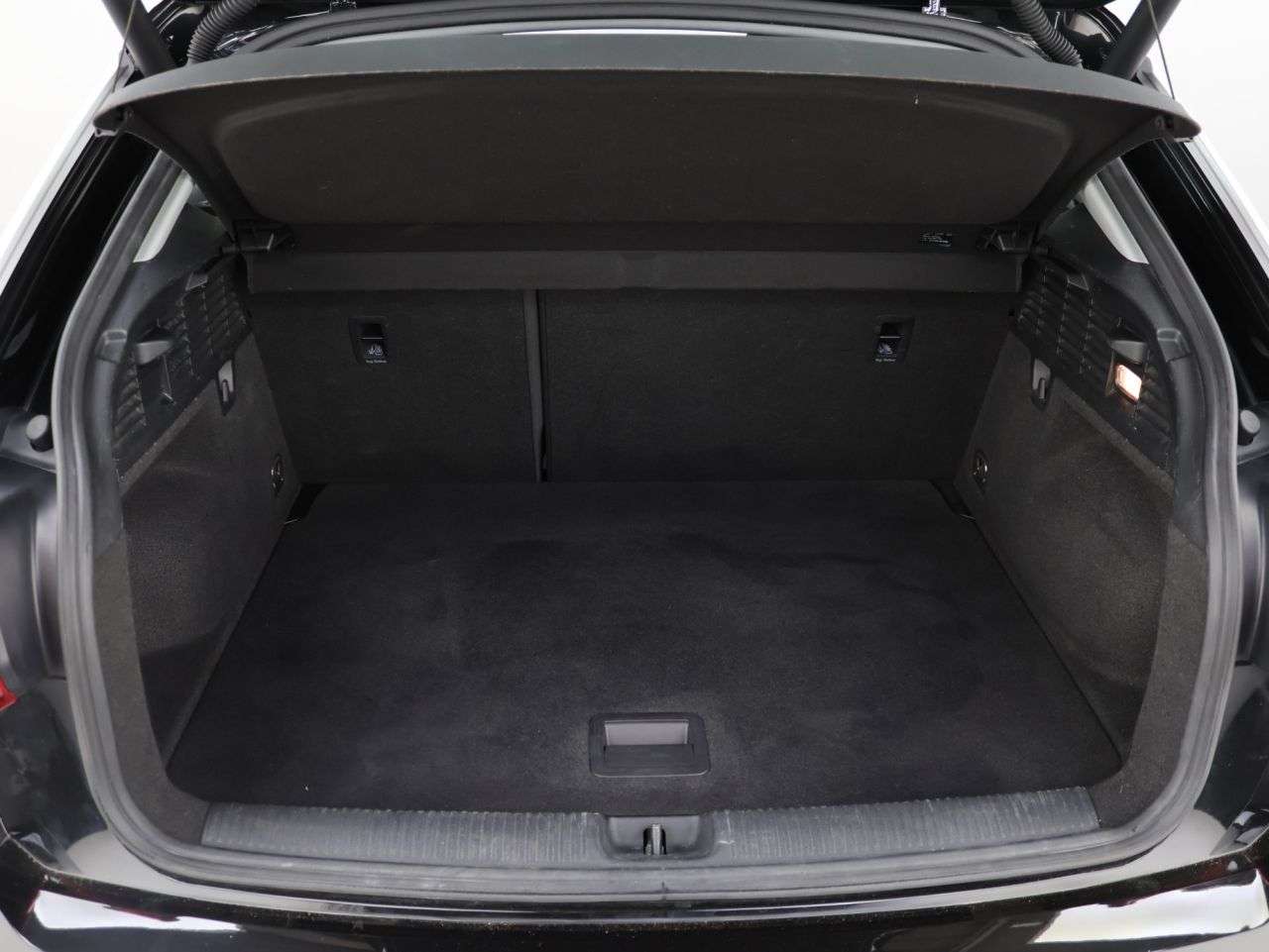 2020 AUDI Q2 2020 AUDI Q2