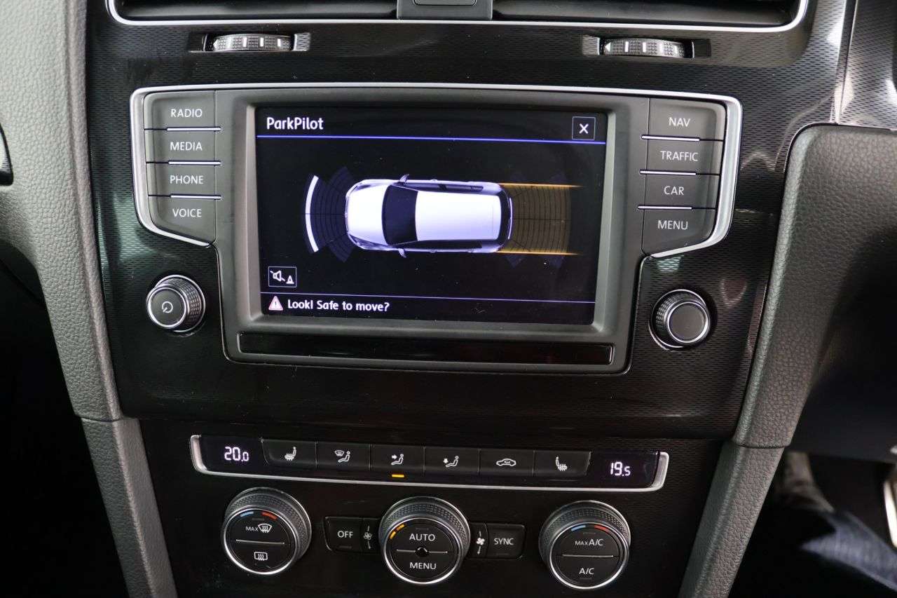 2017 VOLKSWAGEN GOLF 2017 VOLKSWAGEN GOLF