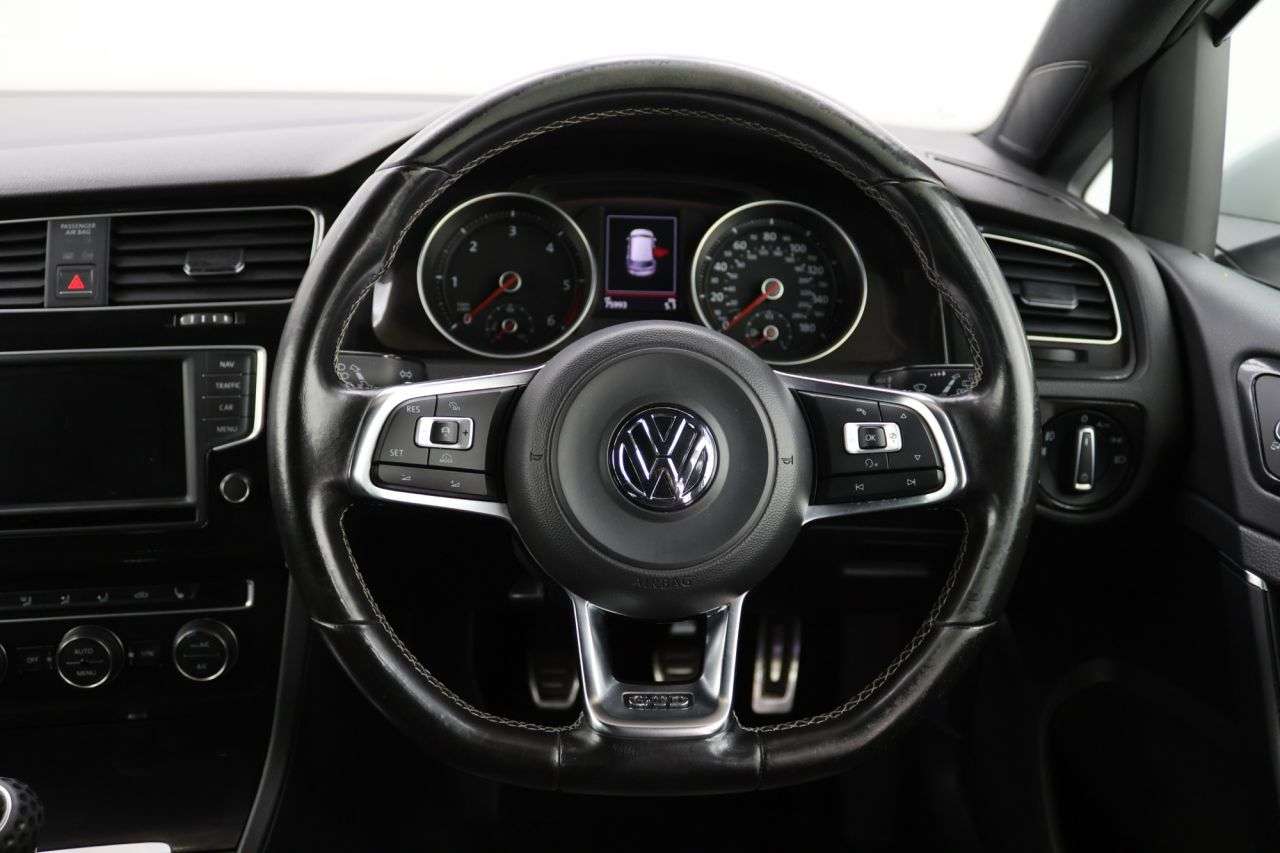 2017 VOLKSWAGEN GOLF 2017 VOLKSWAGEN GOLF