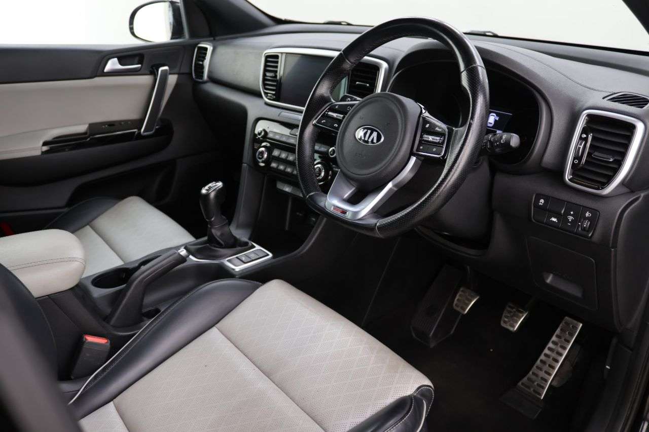 2021 KIA SPORTAGE 2021 KIA SPORTAGE