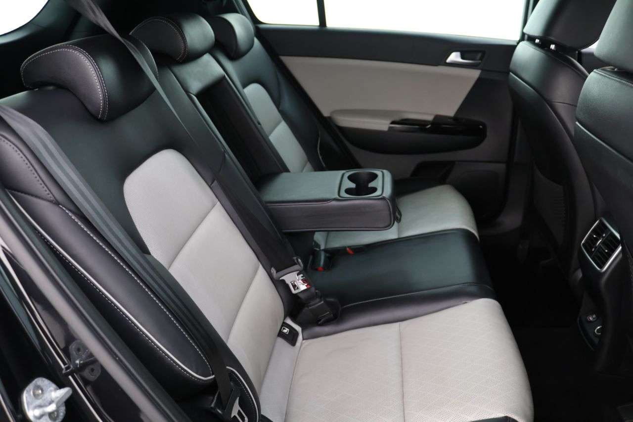 2021 KIA SPORTAGE 2021 KIA SPORTAGE