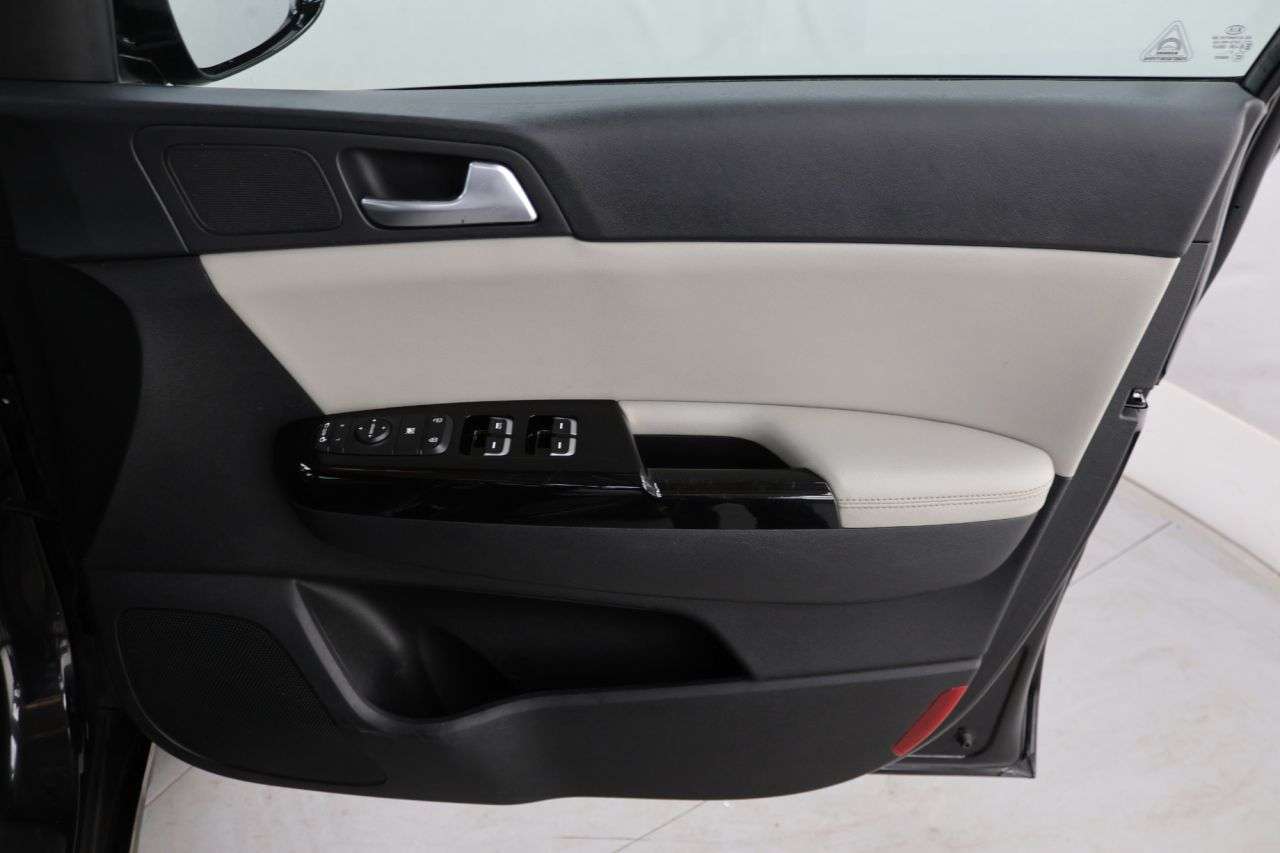 2021 KIA SPORTAGE 2021 KIA SPORTAGE