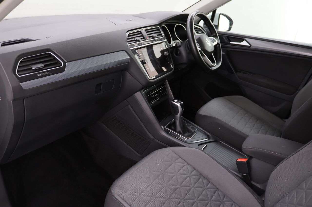 2021 VOLKSWAGEN TIGUAN 2021 VOLKSWAGEN TIGUAN