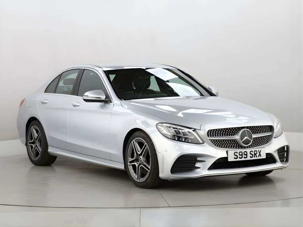 A 2019 MERCEDES-BENZ C CLASS 2.0 C300d AMG Line Saloon 4dr Diesel G-Tronic+ Euro 6 (s/s) (245 ps) A 2019 MERCEDES-BENZ C CLASS 2.0 C300d AMG Line Saloon 4dr Diesel G-Tronic+ Euro 6 (s/s) (245 ps)