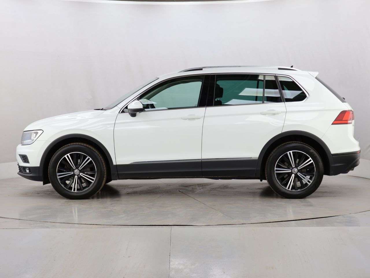 2019 VOLKSWAGEN TIGUAN 2019 VOLKSWAGEN TIGUAN
