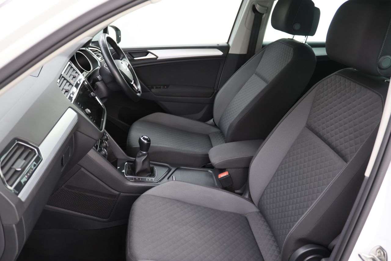 2019 VOLKSWAGEN TIGUAN 2019 VOLKSWAGEN TIGUAN