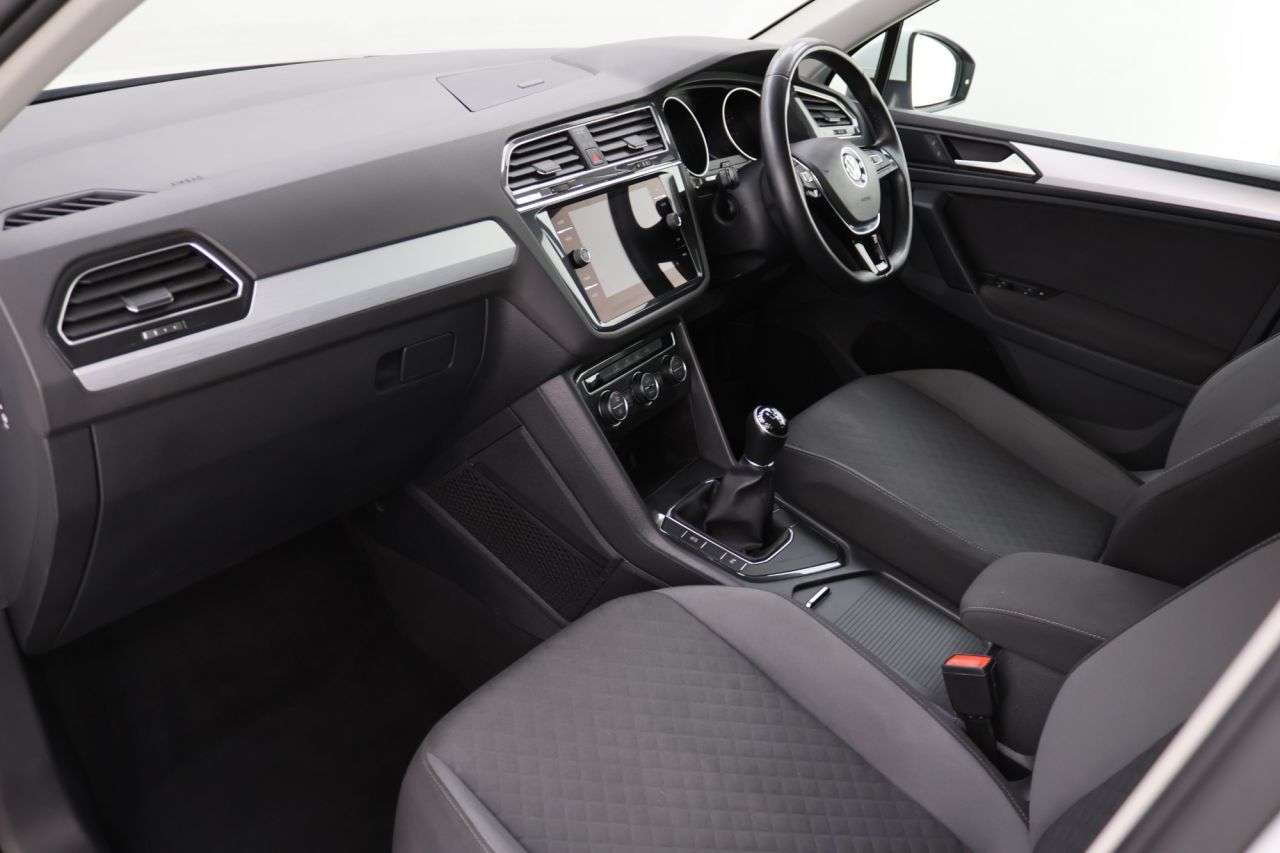 2019 VOLKSWAGEN TIGUAN 2019 VOLKSWAGEN TIGUAN