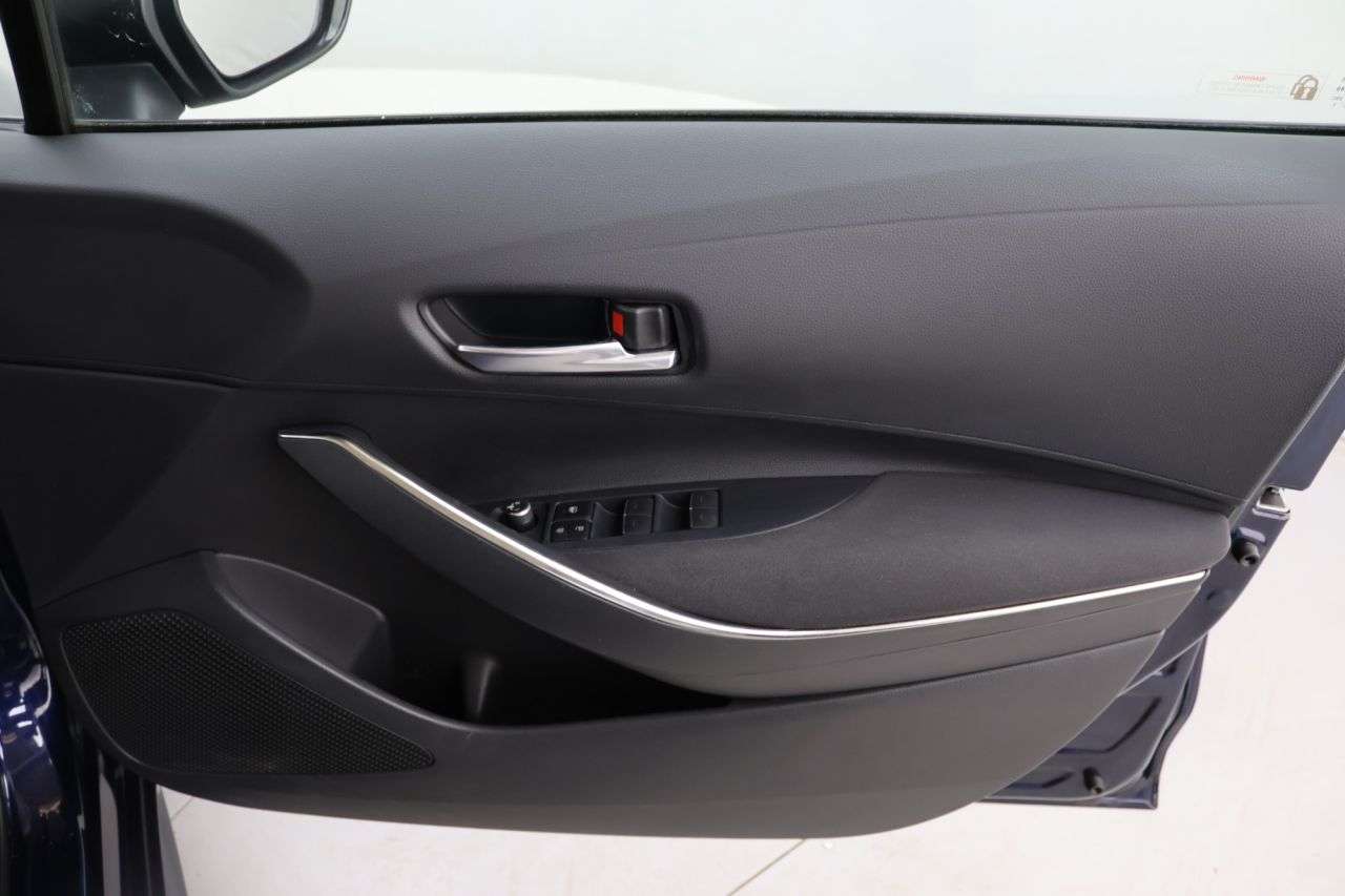 2021 TOYOTA COROLLA 2021 TOYOTA COROLLA