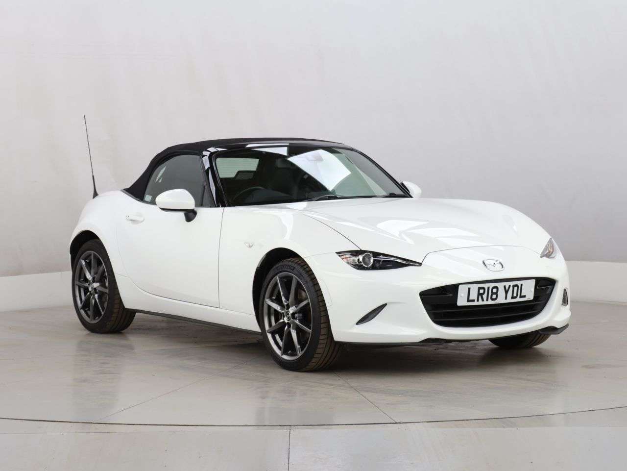 2018 MAZDA MX-5 2018 MAZDA MX-5
