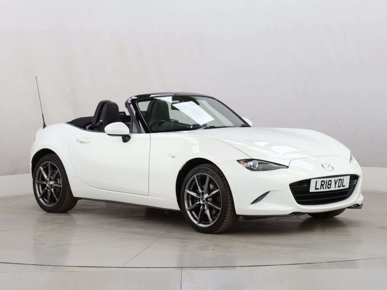 2018 MAZDA MX-5 2018 MAZDA MX-5