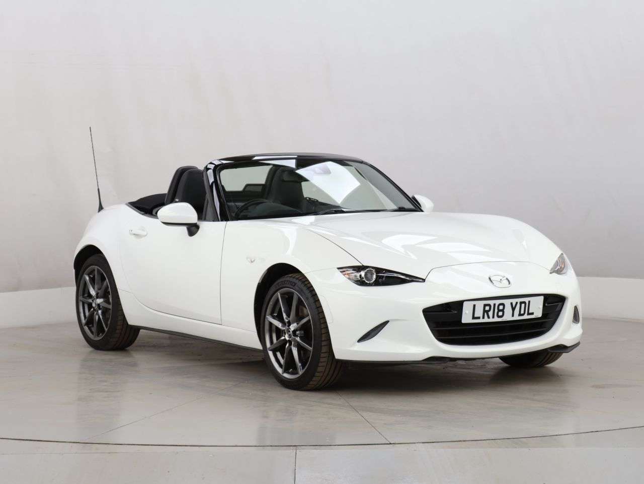 2018 MAZDA MX-5 2018 MAZDA MX-5