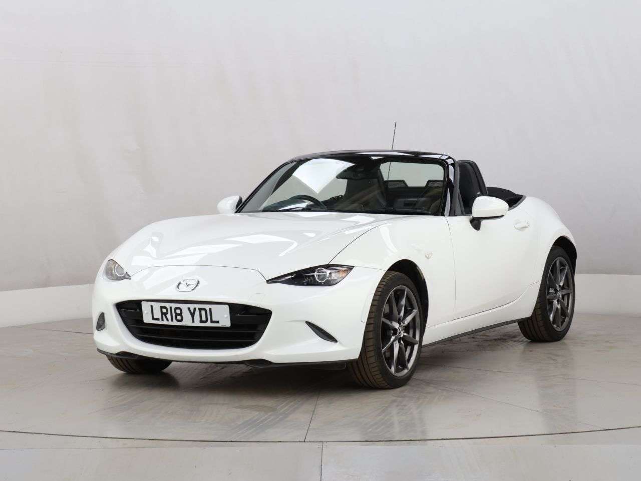 2018 MAZDA MX-5 2018 MAZDA MX-5