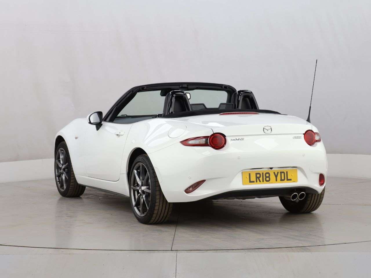 2018 MAZDA MX-5 2018 MAZDA MX-5