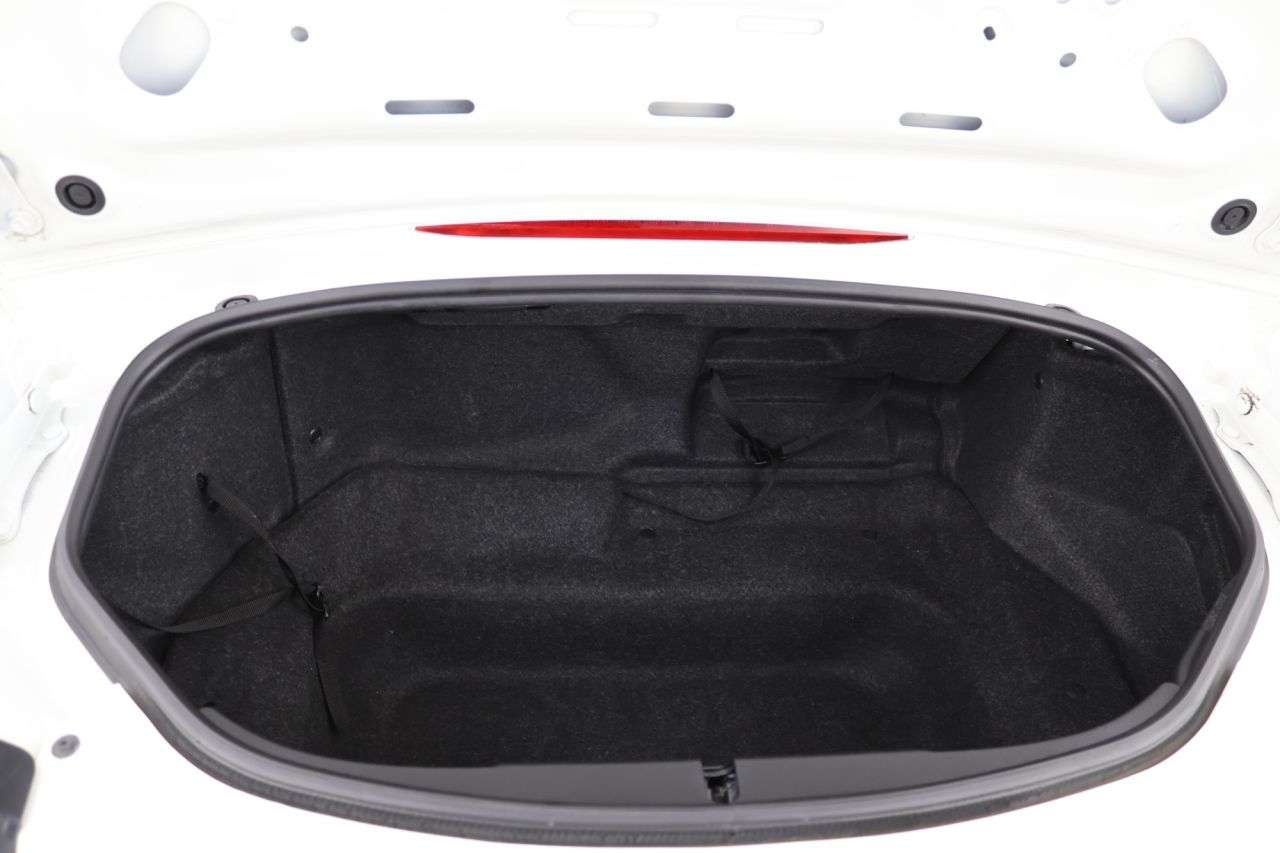 2018 MAZDA MX-5 2018 MAZDA MX-5