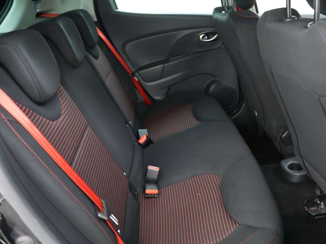 2015 RENAULT CLIO 2015 RENAULT CLIO