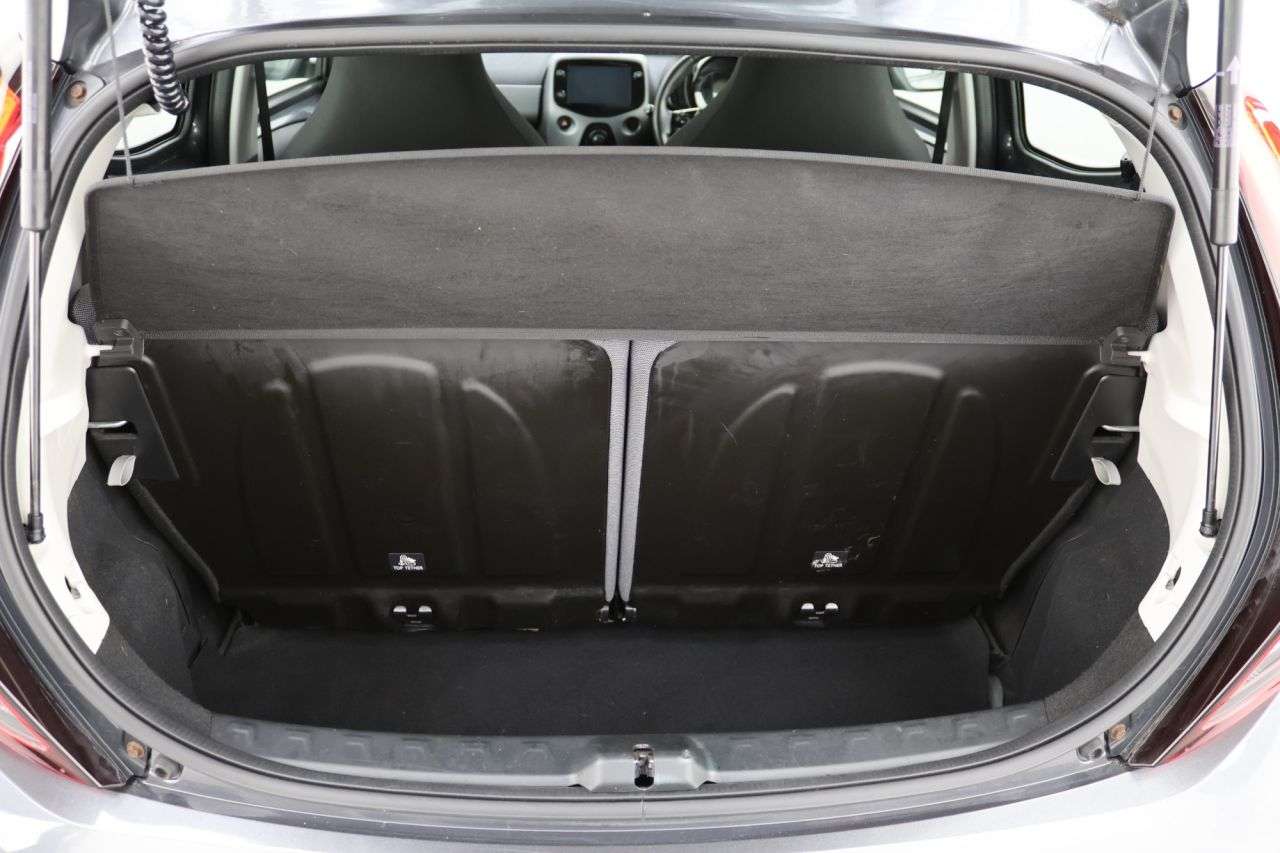 2021 TOYOTA AYGO 2021 TOYOTA AYGO