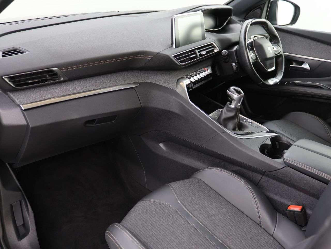 2019 PEUGEOT 3008 2019 PEUGEOT 3008