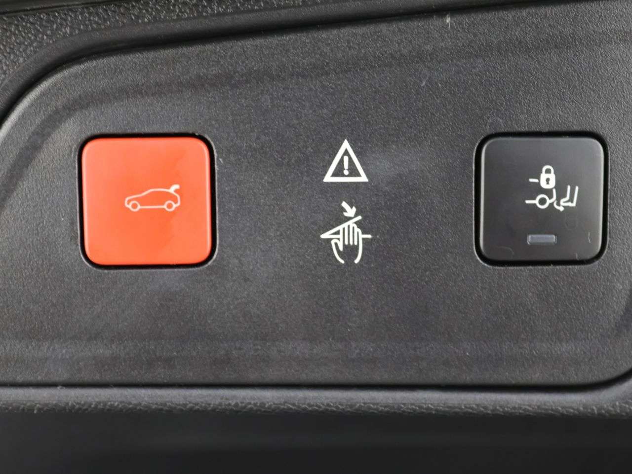 2019 PEUGEOT 3008 2019 PEUGEOT 3008