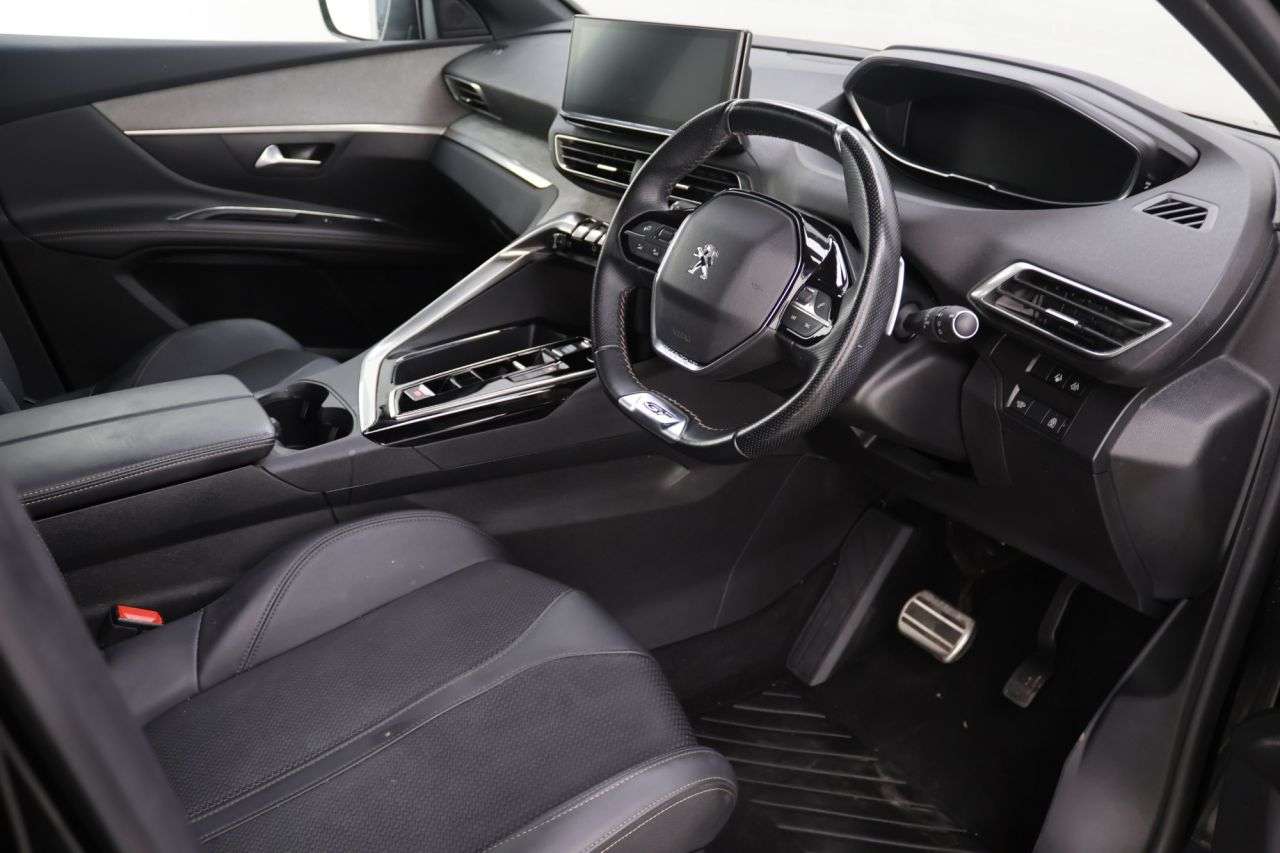 2023 PEUGEOT 5008 2023 PEUGEOT 5008