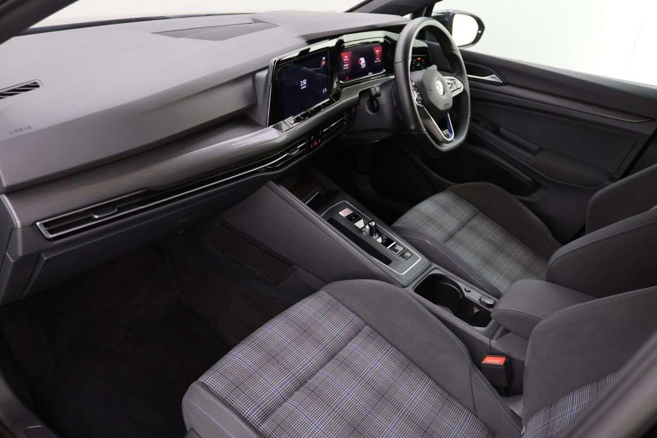 2021 VOLKSWAGEN GOLF 2021 VOLKSWAGEN GOLF