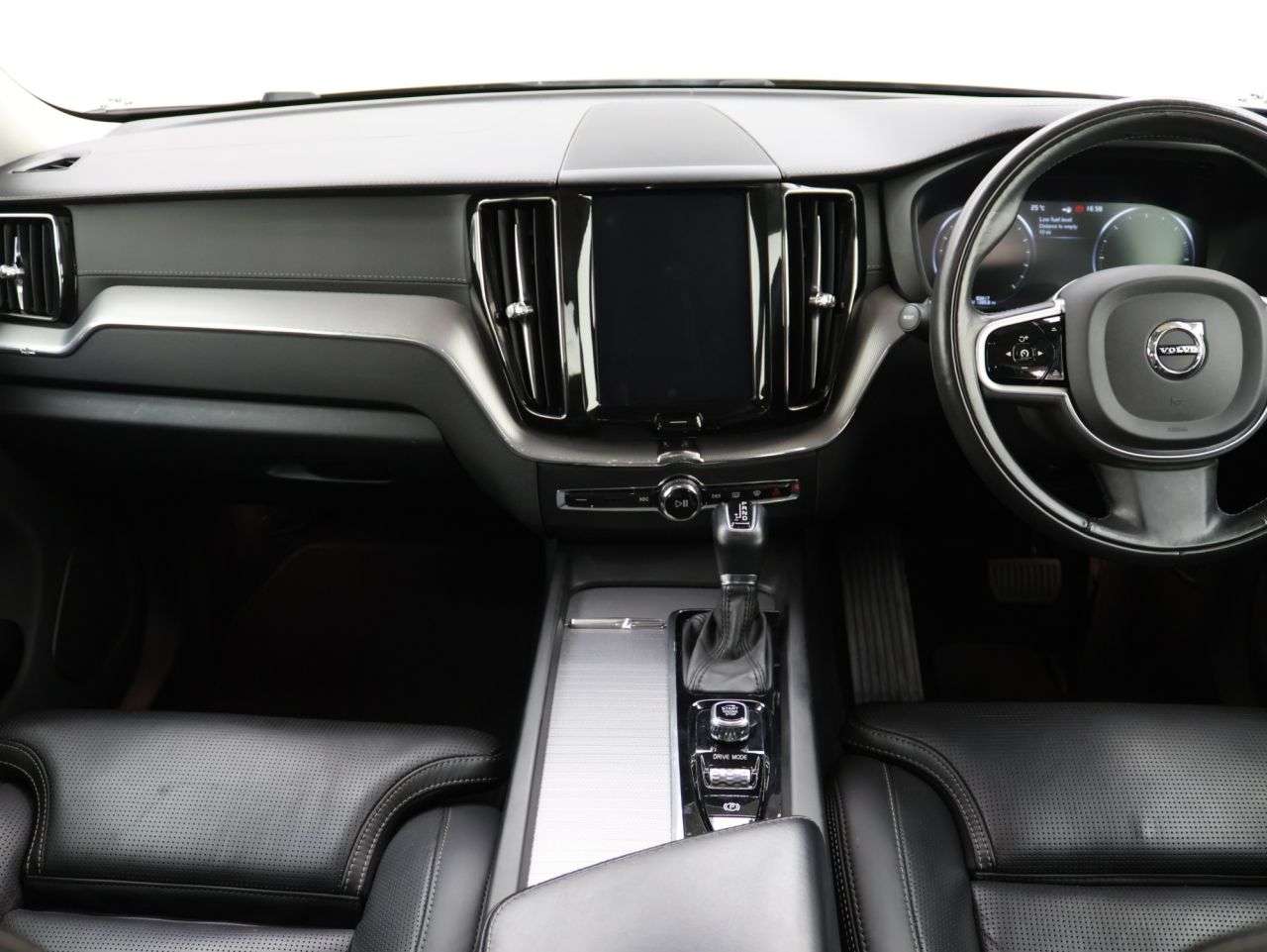 2018 VOLVO XC60 2018 VOLVO XC60