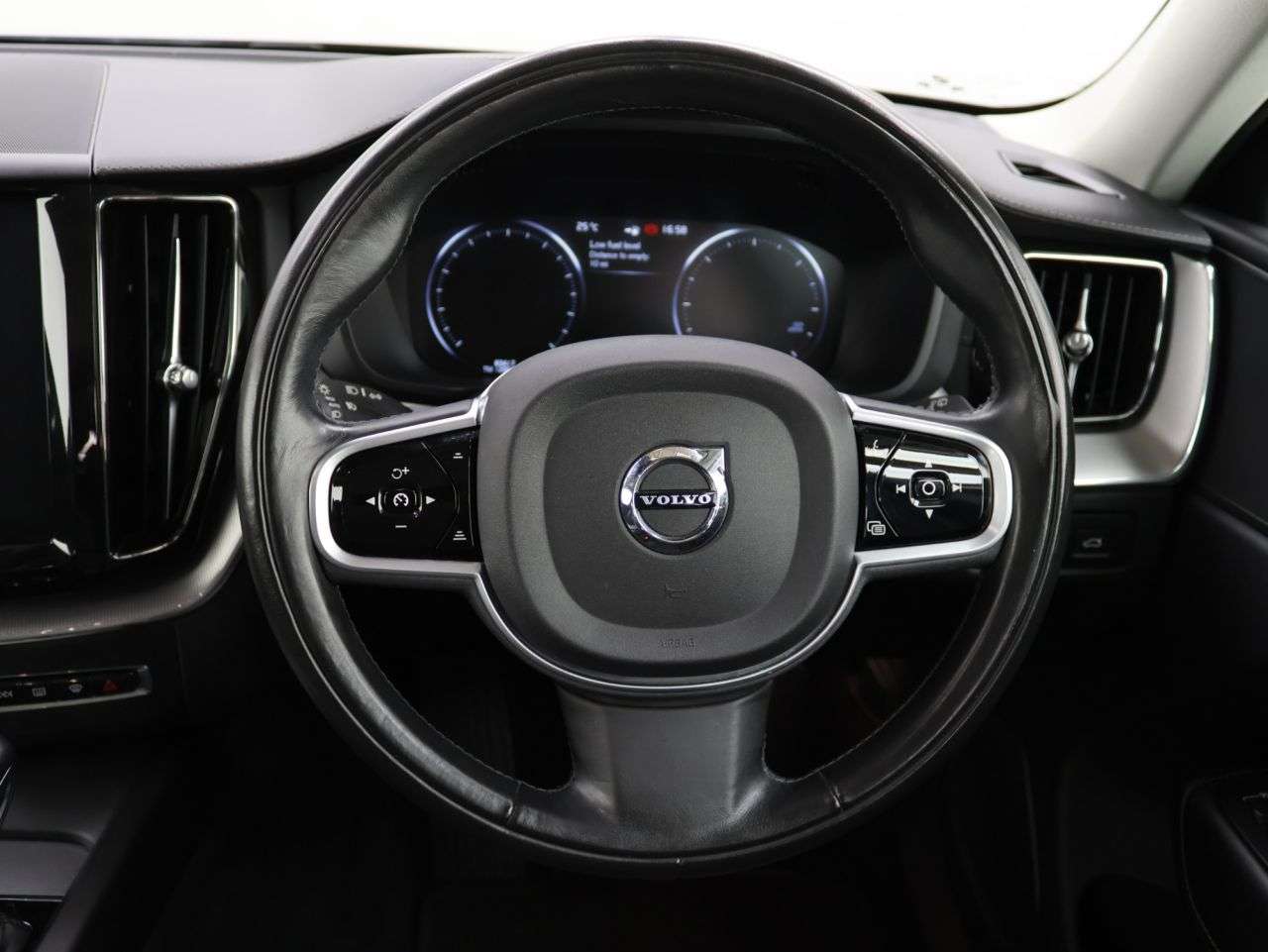 2018 VOLVO XC60 2018 VOLVO XC60