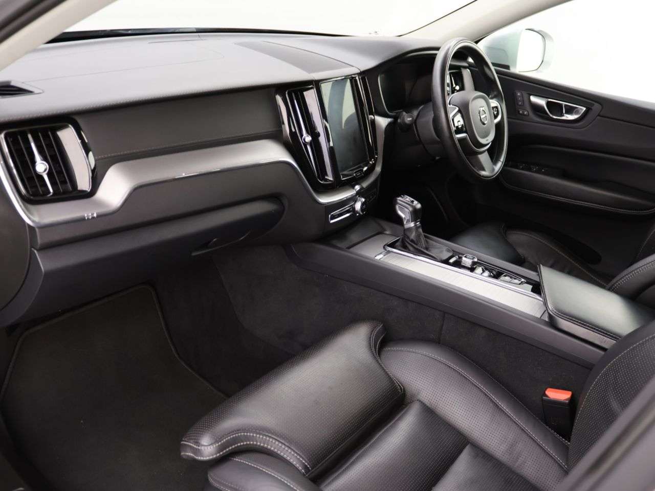 2018 VOLVO XC60 2018 VOLVO XC60