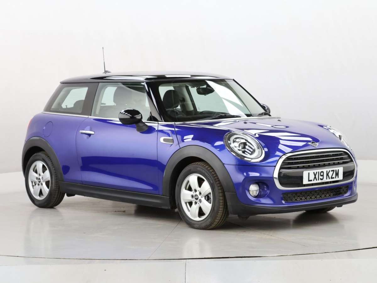 Check out this Mini Hatch 2019 Petrol Automatic