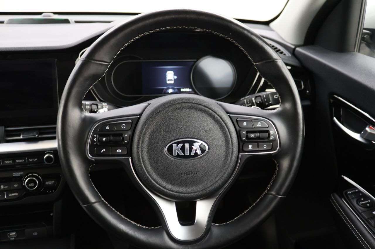 2021 KIA NIRO 2021 KIA NIRO